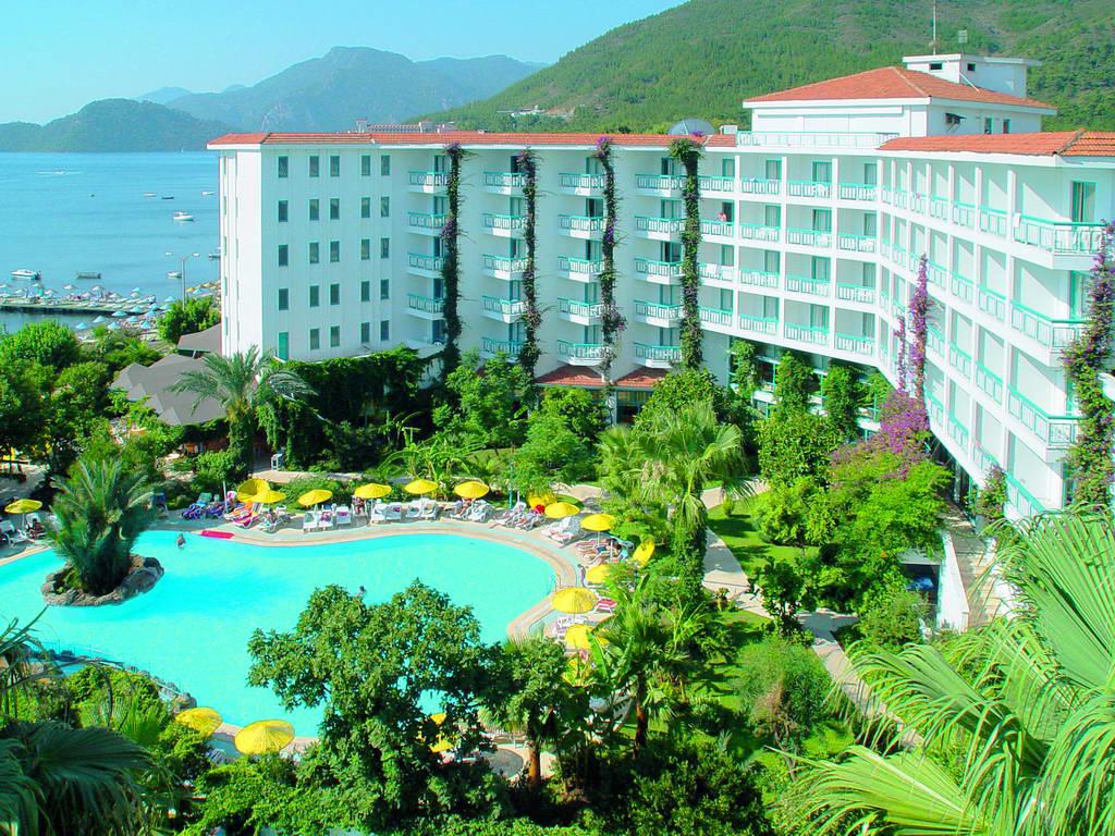 Tropikal Beach Hotel