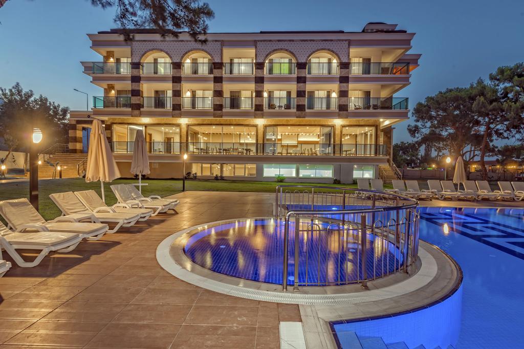 Grand Ring Hotel