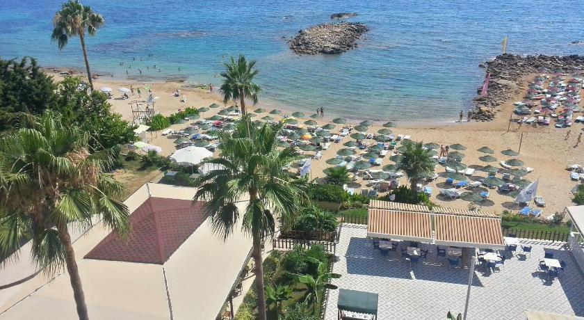 Ramira Beach Hotel