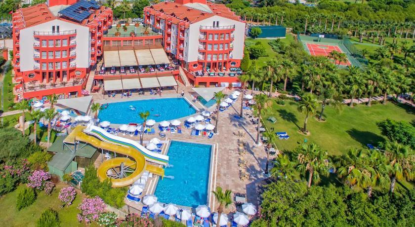 Royal Atlantis Beach
